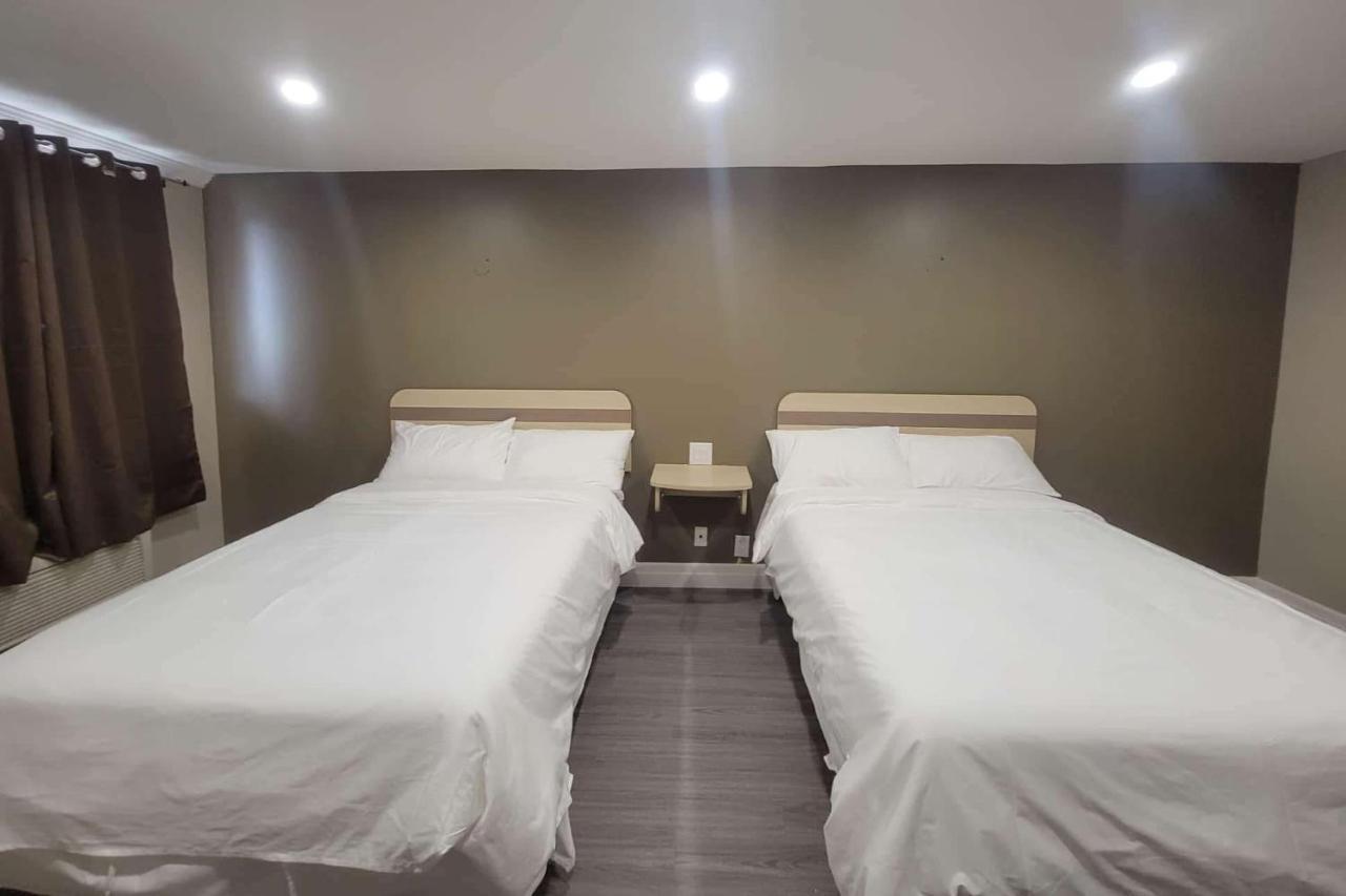 Super 8 By Wyndham Niagara Falls On Екстериор снимка