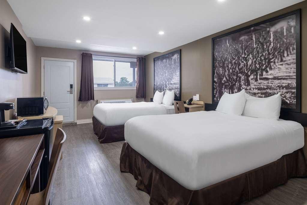 Super 8 By Wyndham Niagara Falls On Стая снимка