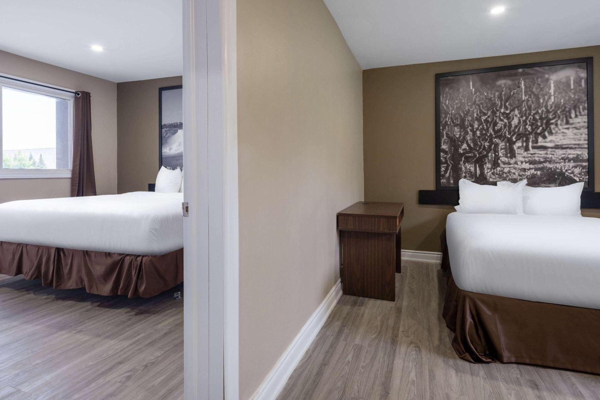 Super 8 By Wyndham Niagara Falls On Екстериор снимка