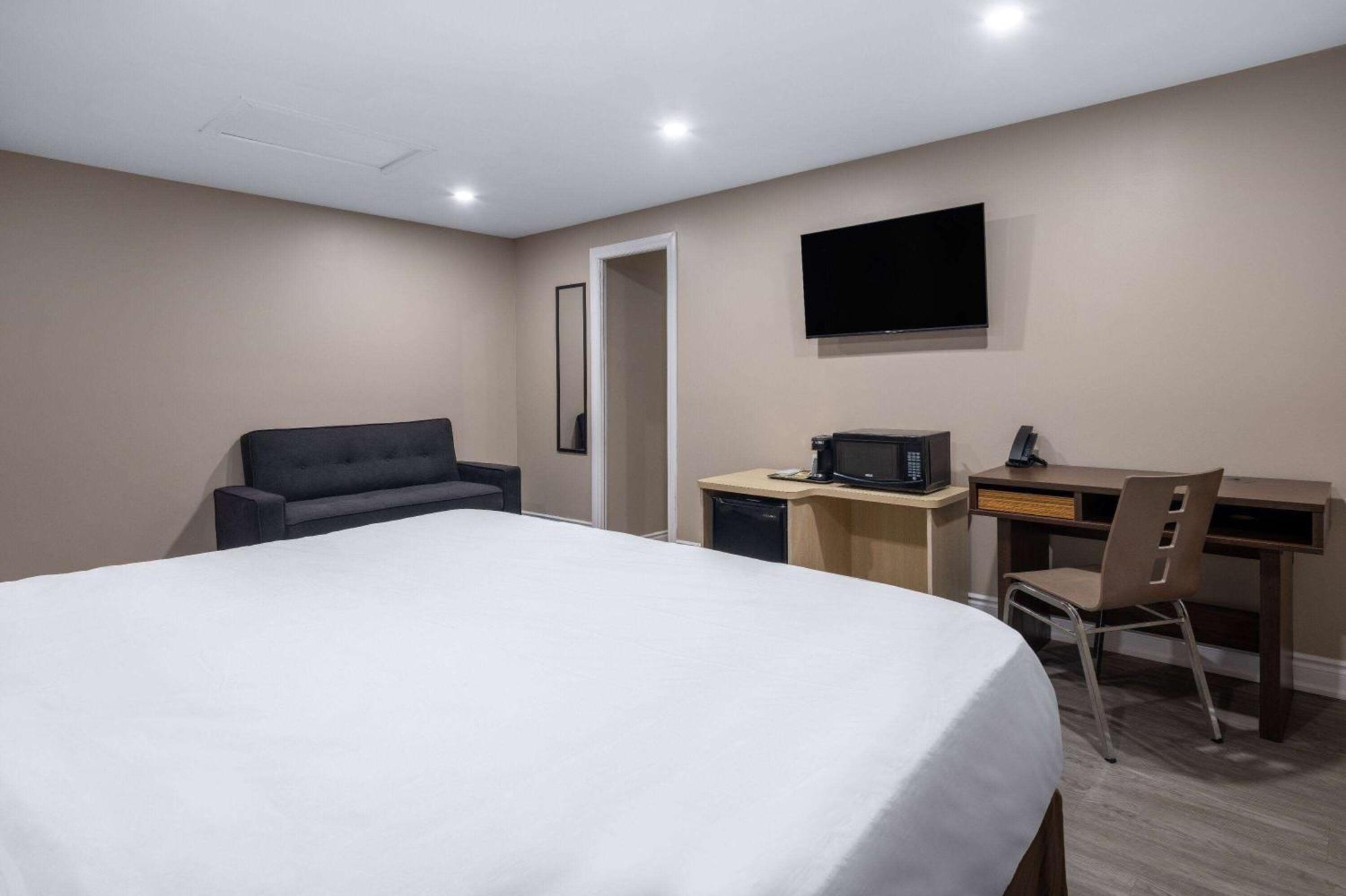 Super 8 By Wyndham Niagara Falls On Екстериор снимка